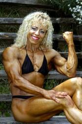 female bodybuilder